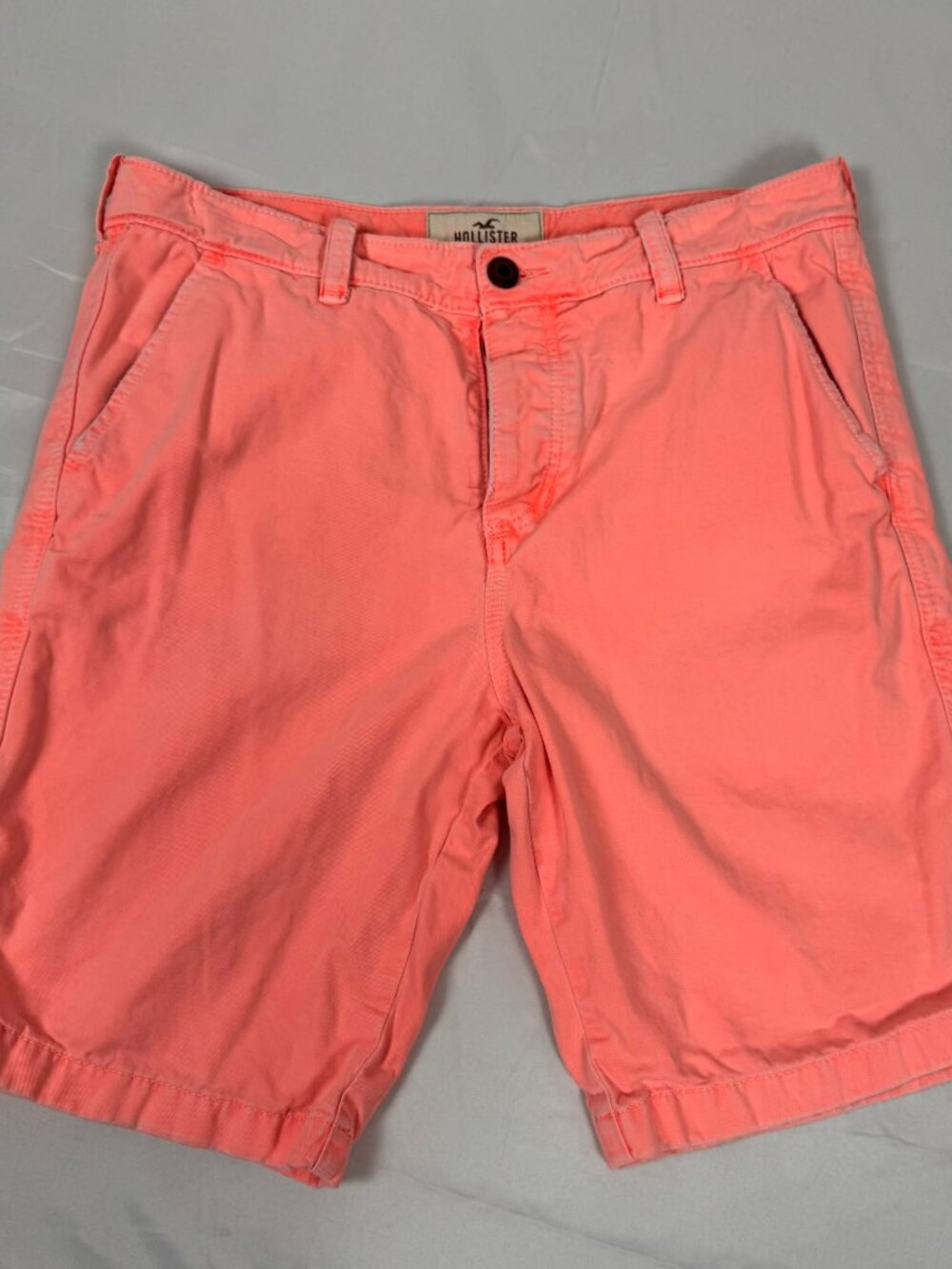 Hollister Men’s Coral Chino Shorts Size 34 Flat Front Preppy Summer Casual